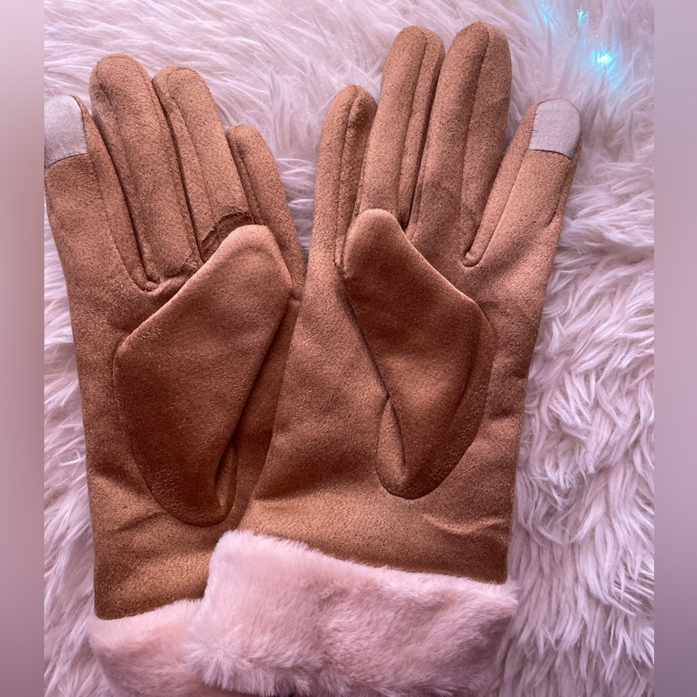 NWT women’s fashion winter gloves